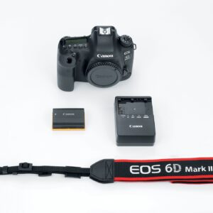 Canon EOS 6D Mark II - Image 3