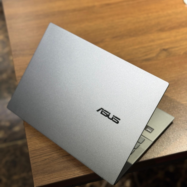 ASUS Zen-Book 14 UX3405MA-Q425MA